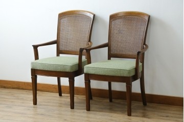 中古　超美品　maruni(マルニ木工)　地中海ロイヤルシリーズ　柔らかな曲線アームが魅力のレティーロチェア2脚セット　定価(2脚合計)約19万円　(R-085828)