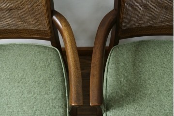 中古　超美品　maruni(マルニ木工)　地中海ロイヤルシリーズ　柔らかな曲線アームが魅力のレティーロチェア2脚セット　定価(2脚合計)約19万円　(R-085828)