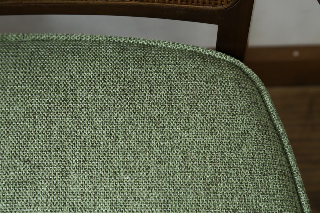 中古　超美品　maruni(マルニ木工)　地中海ロイヤルシリーズ　柔らかな曲線アームが魅力のレティーロチェア2脚セット　定価(2脚合計)約19万円　(R-085828)