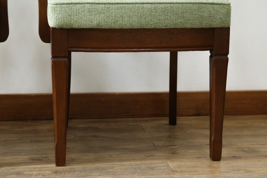 中古　超美品　maruni(マルニ木工)　地中海ロイヤルシリーズ　柔らかな曲線アームが魅力のレティーロチェア2脚セット　定価(2脚合計)約19万円　(R-085828)