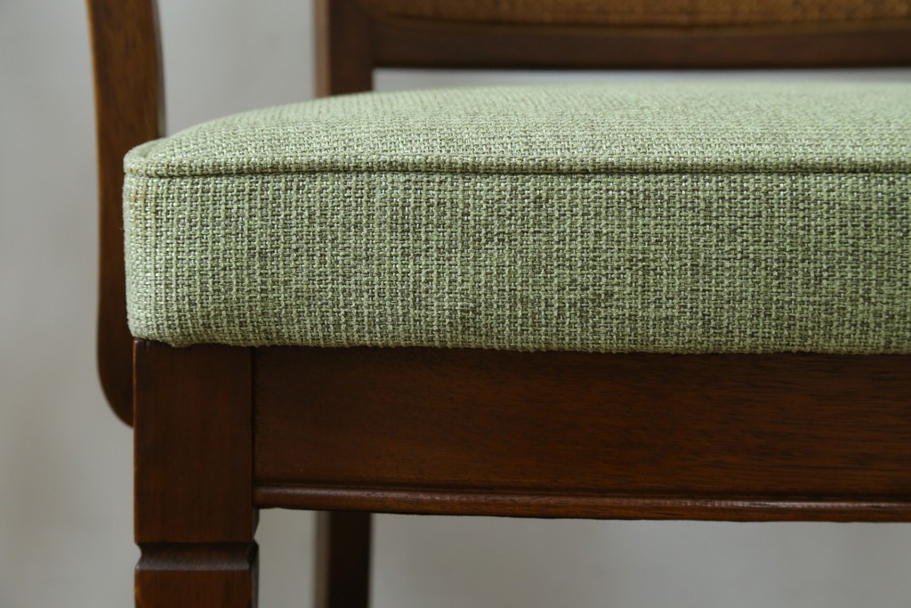 中古　超美品　maruni(マルニ木工)　地中海ロイヤルシリーズ　柔らかな曲線アームが魅力のレティーロチェア2脚セット　定価(2脚合計)約19万円　(R-085828)