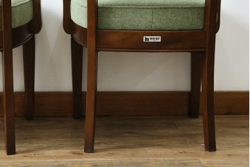 中古　超美品　maruni(マルニ木工)　地中海ロイヤルシリーズ　柔らかな曲線アームが魅力のレティーロチェア2脚セット　定価(2脚合計)約19万円　(R-085828)