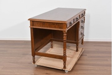 中古　美品　希少な廃番品　三越家具(現カントリーハウス)　Brugge(ブルージュ)　重厚感のある佇まいとクラシカルな装飾が魅力のデスク　(R-085829)