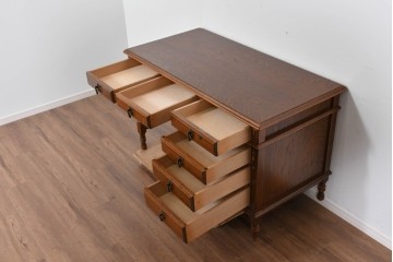 中古　美品　希少な廃番品　三越家具(現カントリーハウス)　Brugge(ブルージュ)　重厚感のある佇まいとクラシカルな装飾が魅力のデスク　(R-085829)