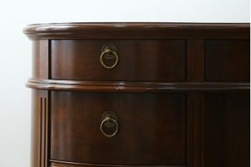 中古　DREXEL HERITAGE(ドレクセルヘリテイジ)　Cameo Classics(キャメオクラシックス)　気品ある曲面フォルムと木目が魅力のキドニーデスク　(R-085830)