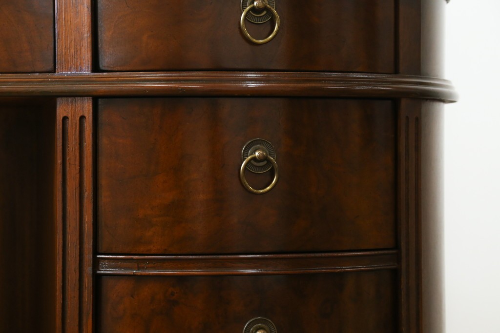 中古　DREXEL HERITAGE(ドレクセルヘリテイジ)　Cameo Classics(キャメオクラシックス)　気品ある曲面フォルムと木目が魅力のキドニーデスク　(R-085830)