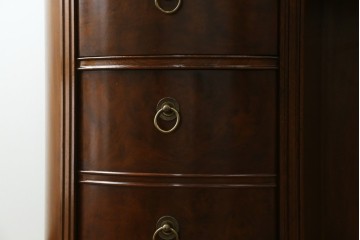 中古　DREXEL HERITAGE(ドレクセルヘリテイジ)　Cameo Classics(キャメオクラシックス)　気品ある曲面フォルムと木目が魅力のキドニーデスク　(R-085830)