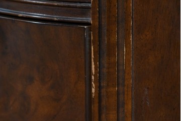 中古　DREXEL HERITAGE(ドレクセルヘリテイジ)　Cameo Classics(キャメオクラシックス)　気品ある曲面フォルムと木目が魅力のキドニーデスク　(R-085830)