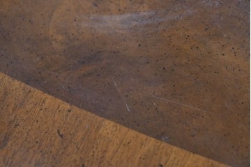 中古　DREXEL HERITAGE(ドレクセルヘリテイジ)　Cameo Classics(キャメオクラシックス)　気品ある曲面フォルムと木目が魅力のキドニーデスク　(R-085830)