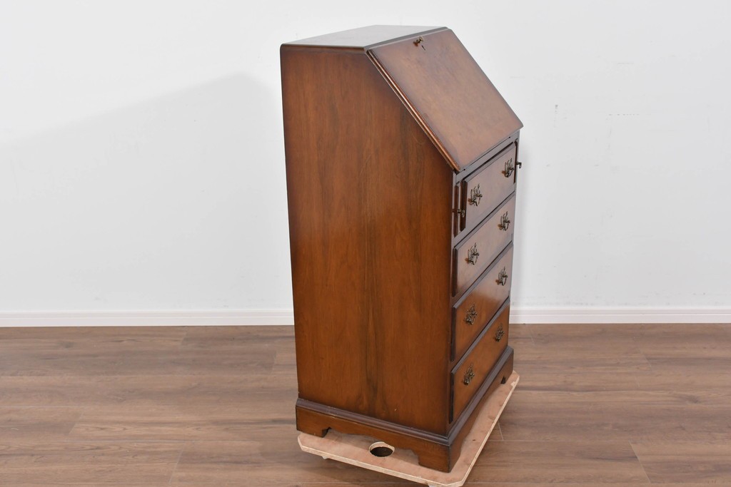 イギリスヴィンテージ　人気の幅狭サイズ　マホガニー材　レザートップのライティングビューロー　(R-085831)