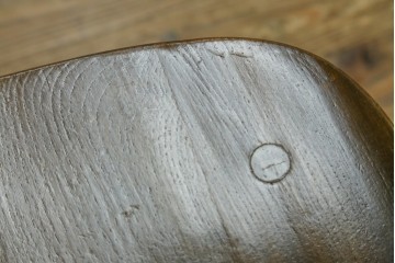 イギリスヴィンテージ　ERCOL(アーコール)　柔らかな曲線美が印象的なクエーカーロッキングチェア　(R-085832)
