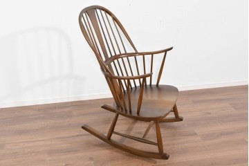 イギリスヴィンテージ　 美品　ERCOL(アーコール)　Chairmakers Chair(チェアメーカーズチェア)　曲木の美が際立つロッキングチェア　(R-085833)