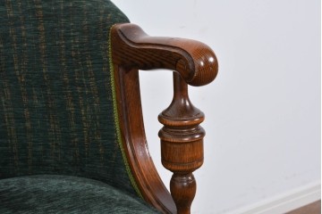 中古　美品!!　希少な廃番品　三越家具(現カントリーハウス)　Brugge(ブルージュ)　木の質感を生かしたクラシックスタイルのキャスター付きアームチェア　(R-085834)