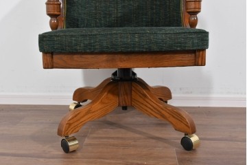 中古　美品!!　希少な廃番品　三越家具(現カントリーハウス)　Brugge(ブルージュ)　木の質感を生かしたクラシックスタイルのキャスター付きアームチェア　(R-085834)