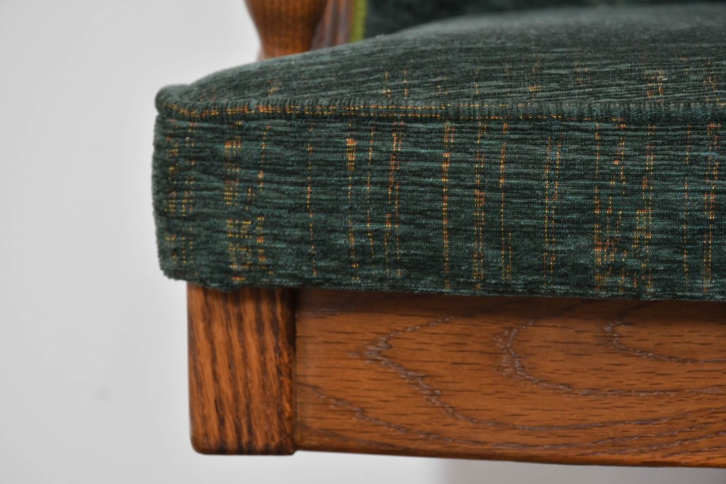 中古　美品!!　希少な廃番品　三越家具(現カントリーハウス)　Brugge(ブルージュ)　木の質感を生かしたクラシックスタイルのキャスター付きアームチェア　(R-085834)