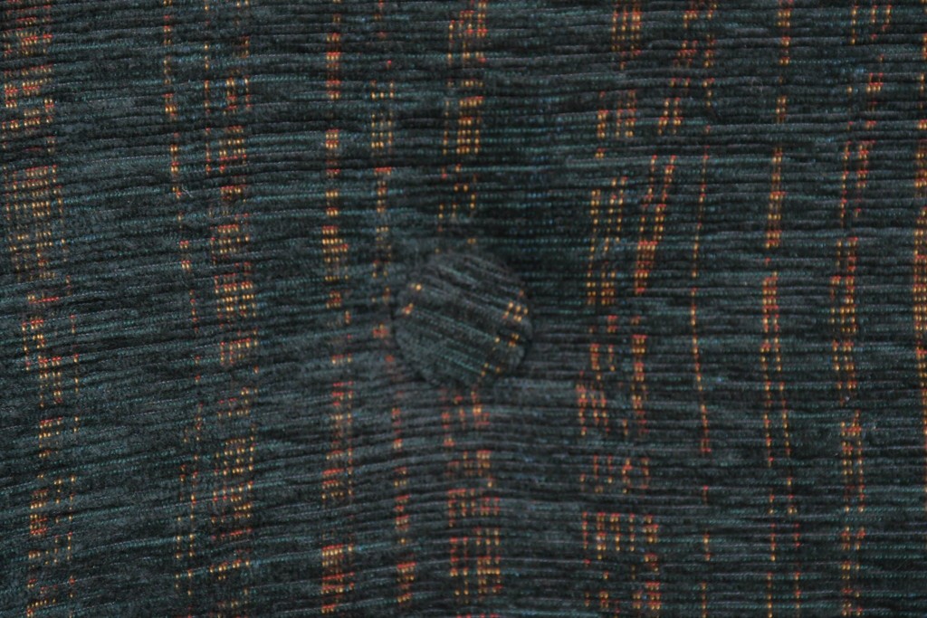 中古　美品!!　希少な廃番品　三越家具(現カントリーハウス)　Brugge(ブルージュ)　木の質感を生かしたクラシックスタイルのキャスター付きアームチェア　(R-085834)