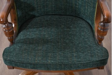 中古　美品!!　希少な廃番品　三越家具(現カントリーハウス)　Brugge(ブルージュ)　木の質感を生かしたクラシックスタイルのキャスター付きアームチェア　(R-085834)