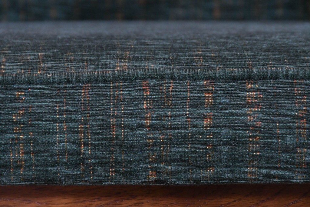 中古　美品!!　希少な廃番品　三越家具(現カントリーハウス)　Brugge(ブルージュ)　木の質感を生かしたクラシックスタイルのキャスター付きアームチェア　(R-085834)