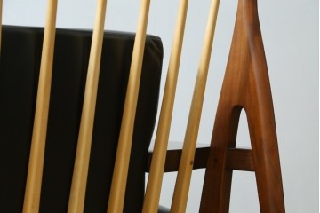 中古　美品　匠工房(TAKUMI KOHGEI)　AMEDEO(アメディオ)　スポークデザインが印象的なチェア　定価約60万円　(R-085835)