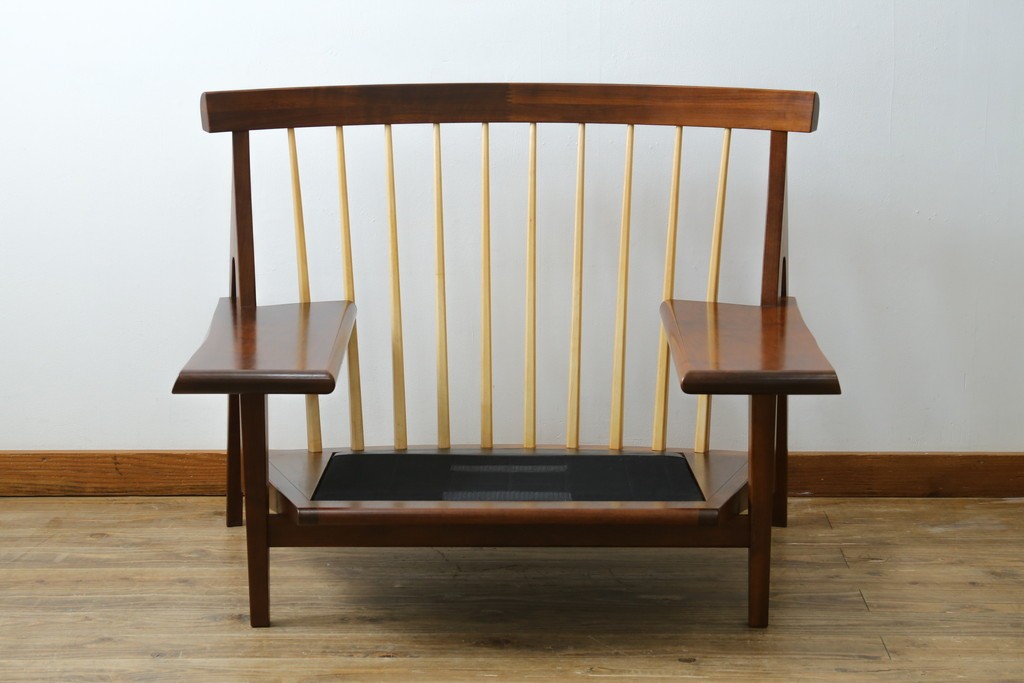 中古　美品　匠工房(TAKUMI KOHGEI)　AMEDEO(アメディオ)　スポークデザインが印象的なチェア　定価約60万円　(R-085835)