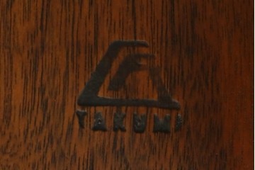 中古　美品　匠工房(TAKUMI KOHGEI)　AMEDEO(アメディオ)　スポークデザインが印象的なチェア　定価約60万円　(R-085835)