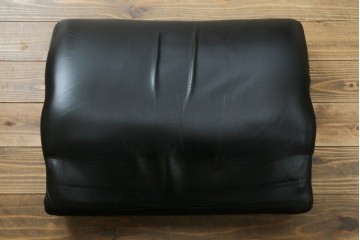中古　美品　匠工房(TAKUMI KOHGEI)　AMEDEO(アメディオ)　スポークデザインが印象的なチェア　定価約60万円　(R-085835)
