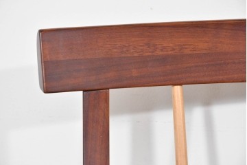 中古　美品　匠工房(TAKUMI KOHGEI)　AMEDEO(アメディオ)　スポークデザインが印象的な1人掛けソファ　定価約60万円　(R-085835)