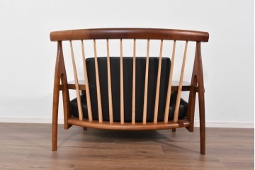 中古　美品　匠工房(TAKUMI KOHGEI)　AMEDEO(アメディオ)　スポークデザインが印象的な1人掛けソファ　定価約60万円　(R-085835)