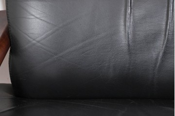 中古　美品　匠工房(TAKUMI KOHGEI)　AMEDEO(アメディオ)　スポークデザインが印象的な1人掛けソファ　定価約60万円　(R-085835)