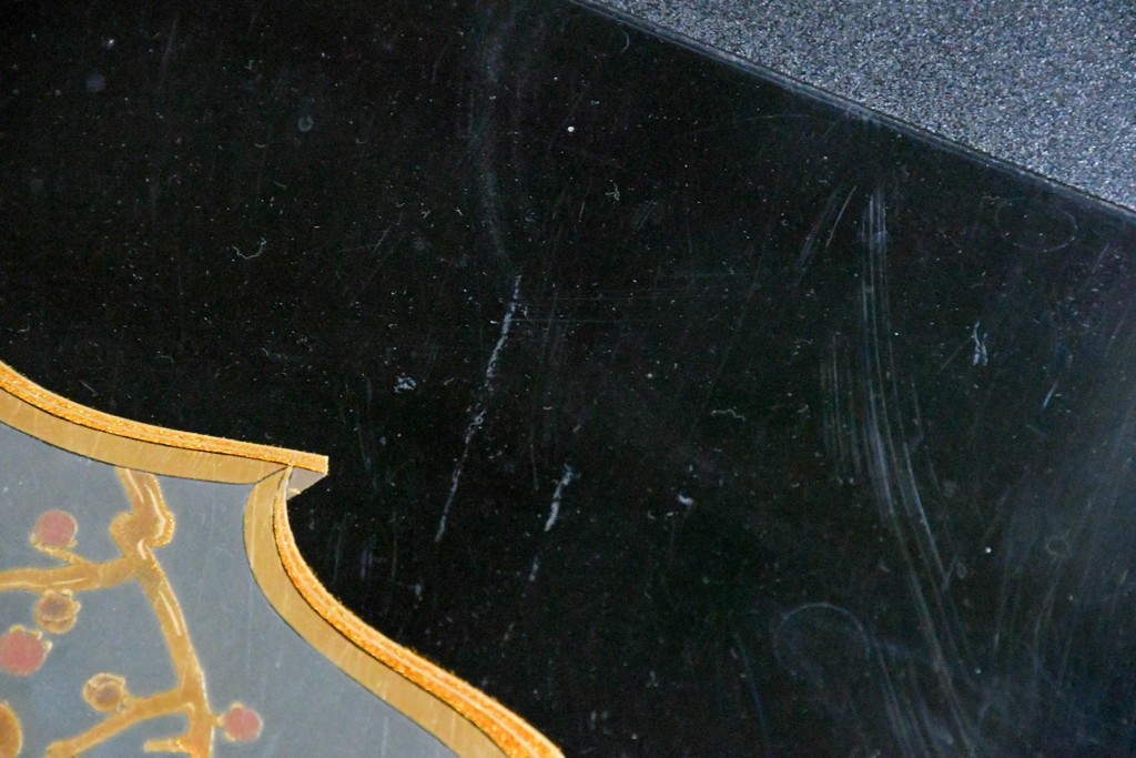 中古　輪島塗り　北清右衛門　雅やかな蒔絵が施された座卓　定価約130万円　(R-085837)