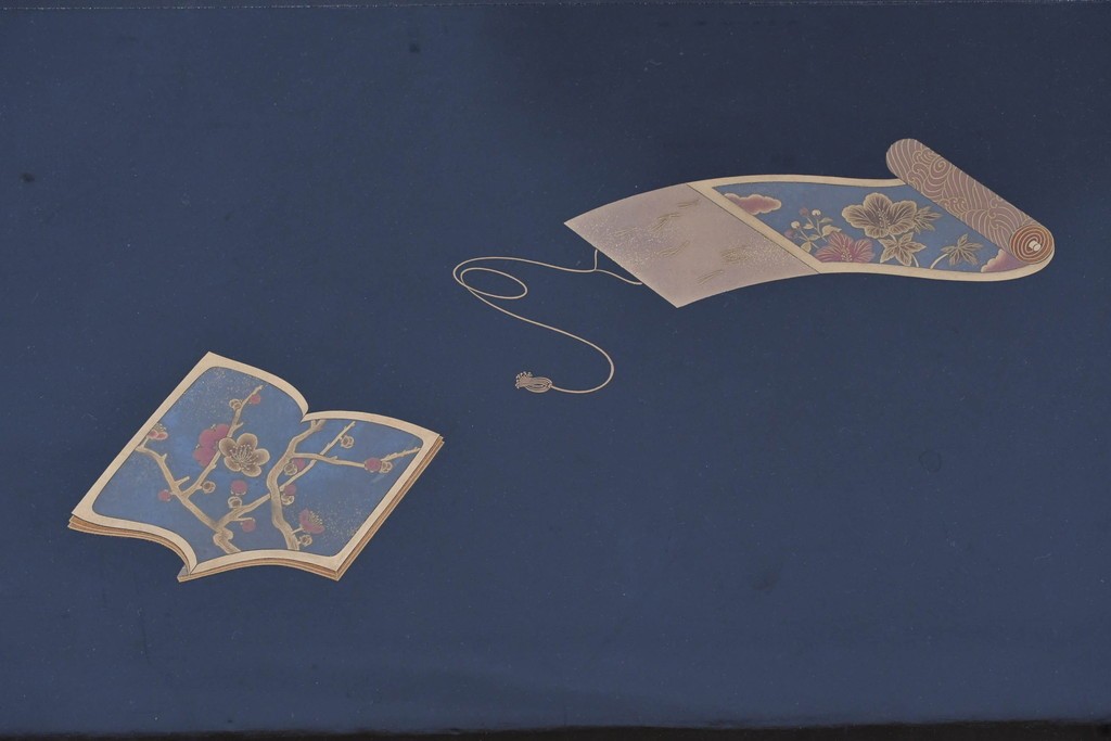 中古　輪島塗り　北清右衛門　雅やかな蒔絵が施された座卓　定価約130万円　(R-085837)