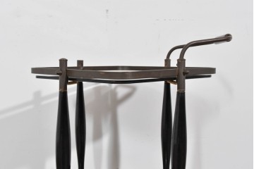 ヨーロッパヴィンテージ　希少デザイン　真鍮×黒ガラスのミッドセンチュリーなトロリーワゴン　(R-085845)