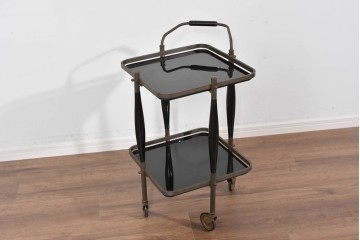 ヨーロッパヴィンテージ　希少デザイン　真鍮×黒ガラスのミッドセンチュリーなトロリーワゴン　(R-085845)