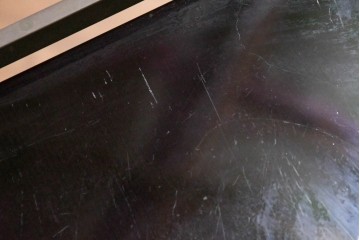 ヨーロッパヴィンテージ　希少デザイン　真鍮×黒ガラスのミッドセンチュリーなトロリーワゴン　(R-085845)