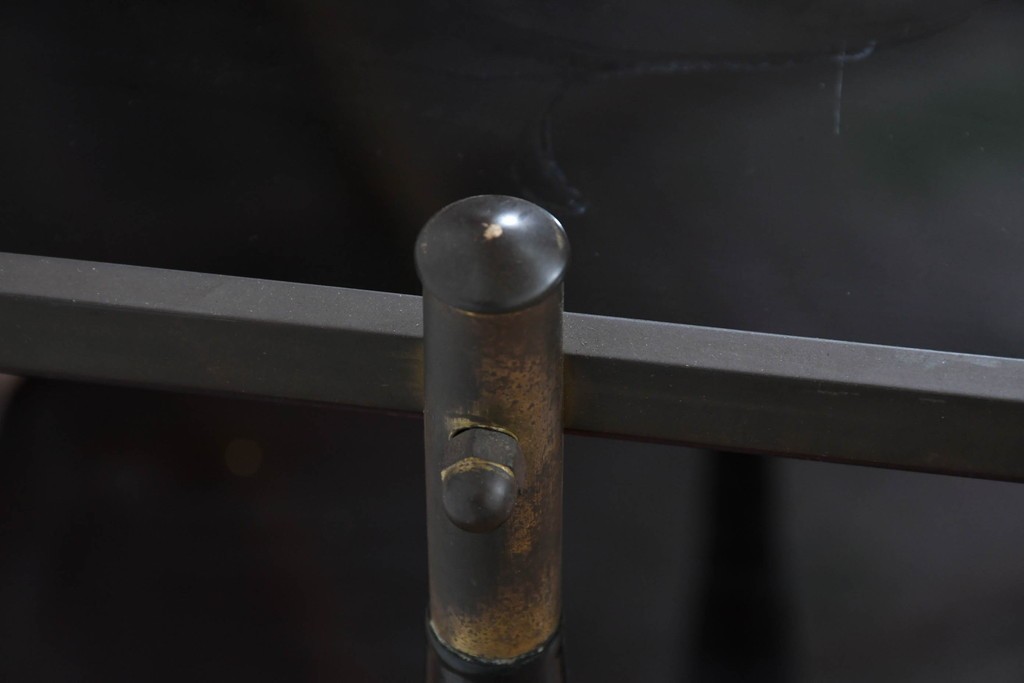 ヨーロッパヴィンテージ　希少デザイン　真鍮×黒ガラス　ミッドセンチュリースタイルのトロリーワゴン　(R-085846)