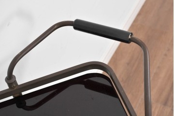 ヨーロッパヴィンテージ　希少デザイン　真鍮×黒ガラス　ミッドセンチュリースタイルのトロリーワゴン　(R-085846)