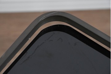 ヨーロッパヴィンテージ　希少デザイン　真鍮×黒ガラス　ミッドセンチュリースタイルのトロリーワゴン　(R-085846)