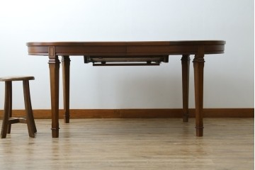 中古　maruni(マルニ木工)　地中海ロイヤルシリーズ(ROYAL)　端正な脚部と柔らかな輪郭が調和するエクステンションテーブル　定価約33万円　(R-085847)