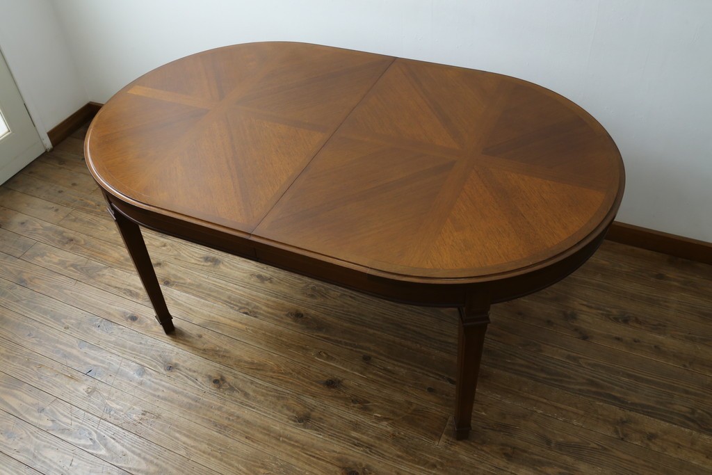 中古　maruni(マルニ木工)　地中海ロイヤルシリーズ(ROYAL)　端正な脚部と柔らかな輪郭が調和するエクステンションテーブル　定価約33万円　(R-085847)