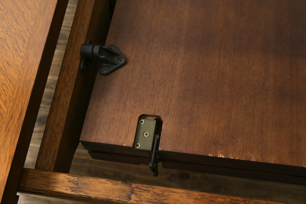 中古　maruni(マルニ木工)　地中海ロイヤルシリーズ(ROYAL)　端正な脚部と柔らかな輪郭が調和するエクステンションテーブル　定価約33万円　(R-085847)