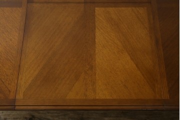 中古　maruni(マルニ木工)　地中海ロイヤルシリーズ(ROYAL)　端正な脚部と柔らかな輪郭が調和するエクステンションテーブル　定価約33万円　(R-085847)