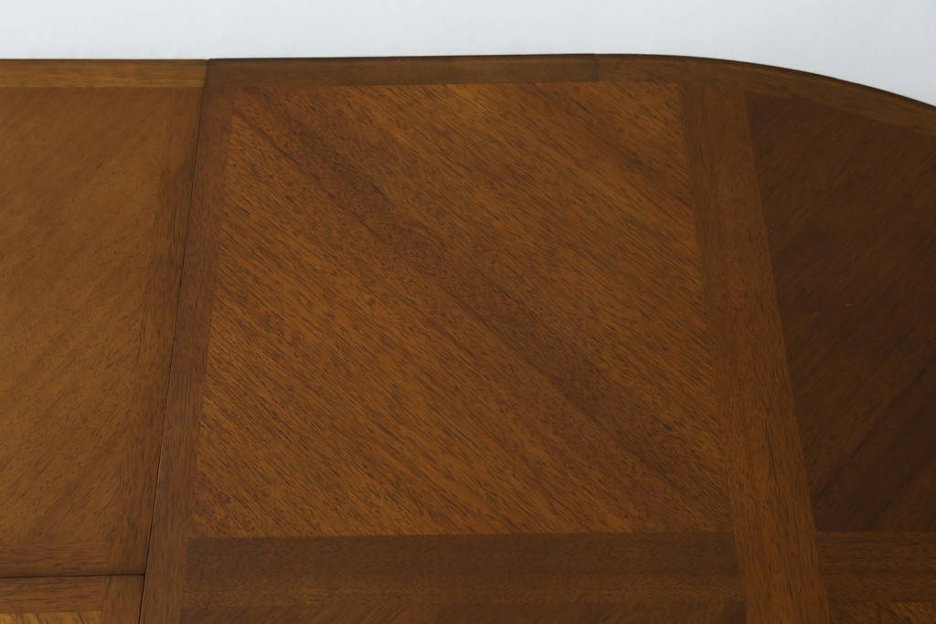 中古　maruni(マルニ木工)　地中海ロイヤルシリーズ(ROYAL)　端正な脚部と柔らかな輪郭が調和するエクステンションテーブル　定価約33万円　(R-085847)