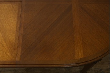 中古　maruni(マルニ木工)　地中海ロイヤルシリーズ(ROYAL)　端正な脚部と柔らかな輪郭が調和するエクステンションテーブル　定価約33万円　(R-085847)