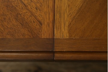 中古　maruni(マルニ木工)　地中海ロイヤルシリーズ(ROYAL)　端正な脚部と柔らかな輪郭が調和するエクステンションテーブル　定価約33万円　(R-085847)