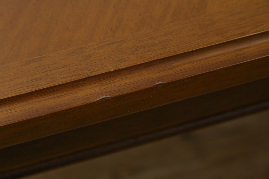 中古　maruni(マルニ木工)　地中海ロイヤルシリーズ(ROYAL)　端正な脚部と柔らかな輪郭が調和するエクステンションテーブル　定価約33万円　(R-085847)