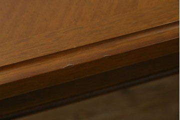 中古　maruni(マルニ木工)　地中海ロイヤルシリーズ(ROYAL)　端正な脚部と柔らかな輪郭が調和するエクステンションテーブル　定価約33万円　(R-085847)