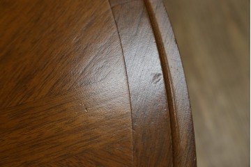 中古　maruni(マルニ木工)　地中海ロイヤルシリーズ(ROYAL)　端正な脚部と柔らかな輪郭が調和するエクステンションテーブル　定価約33万円　(R-085847)