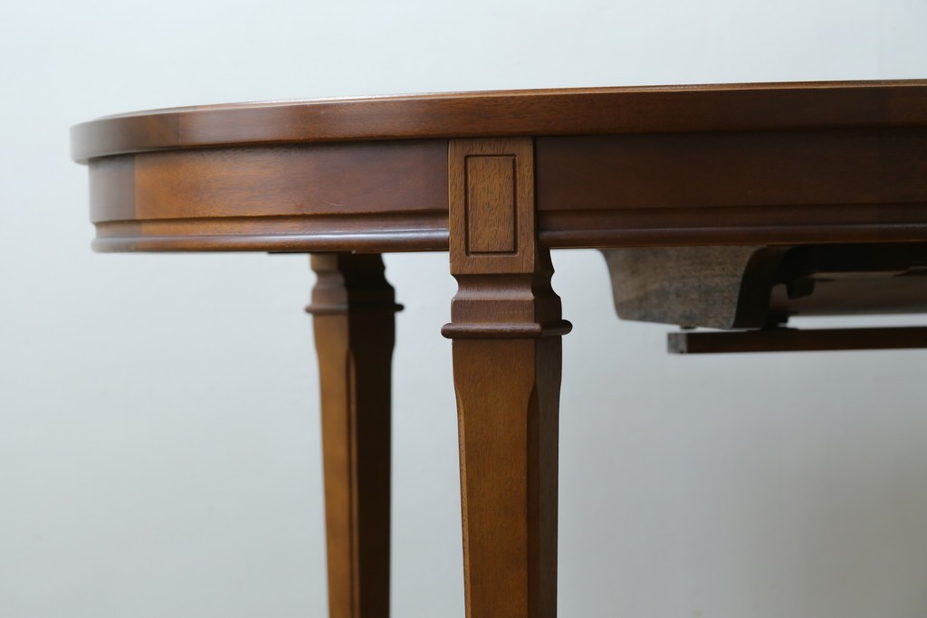 中古　maruni(マルニ木工)　地中海ロイヤルシリーズ(ROYAL)　端正な脚部と柔らかな輪郭が調和するエクステンションテーブル　定価約33万円　(R-085847)