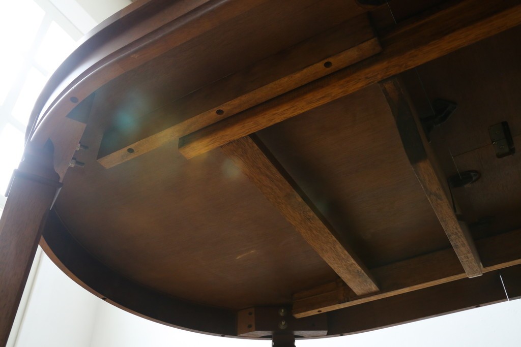 中古　maruni(マルニ木工)　地中海ロイヤルシリーズ(ROYAL)　端正な脚部と柔らかな輪郭が調和するエクステンションテーブル　定価約33万円　(R-085847)