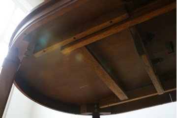 中古　maruni(マルニ木工)　地中海ロイヤルシリーズ(ROYAL)　端正な脚部と柔らかな輪郭が調和するエクステンションテーブル　定価約33万円　(R-085847)